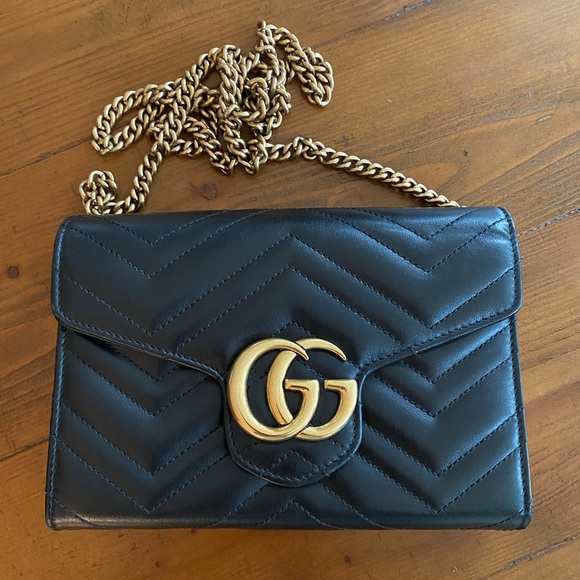 Gucci GG Marmont matelassé mini bag - Picture 1 of 9